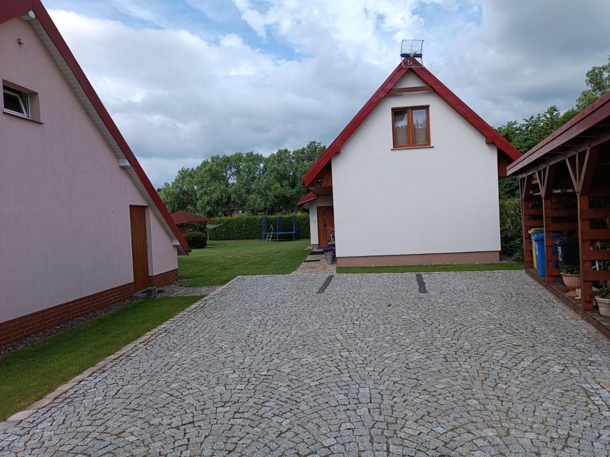 Mala Chatka Caloroczny Domek Krzeszow  Extérieur photo