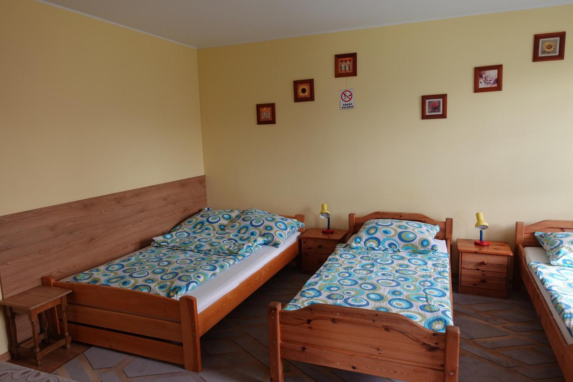 Mala Chatka Caloroczny Domek Krzeszow  Extérieur photo