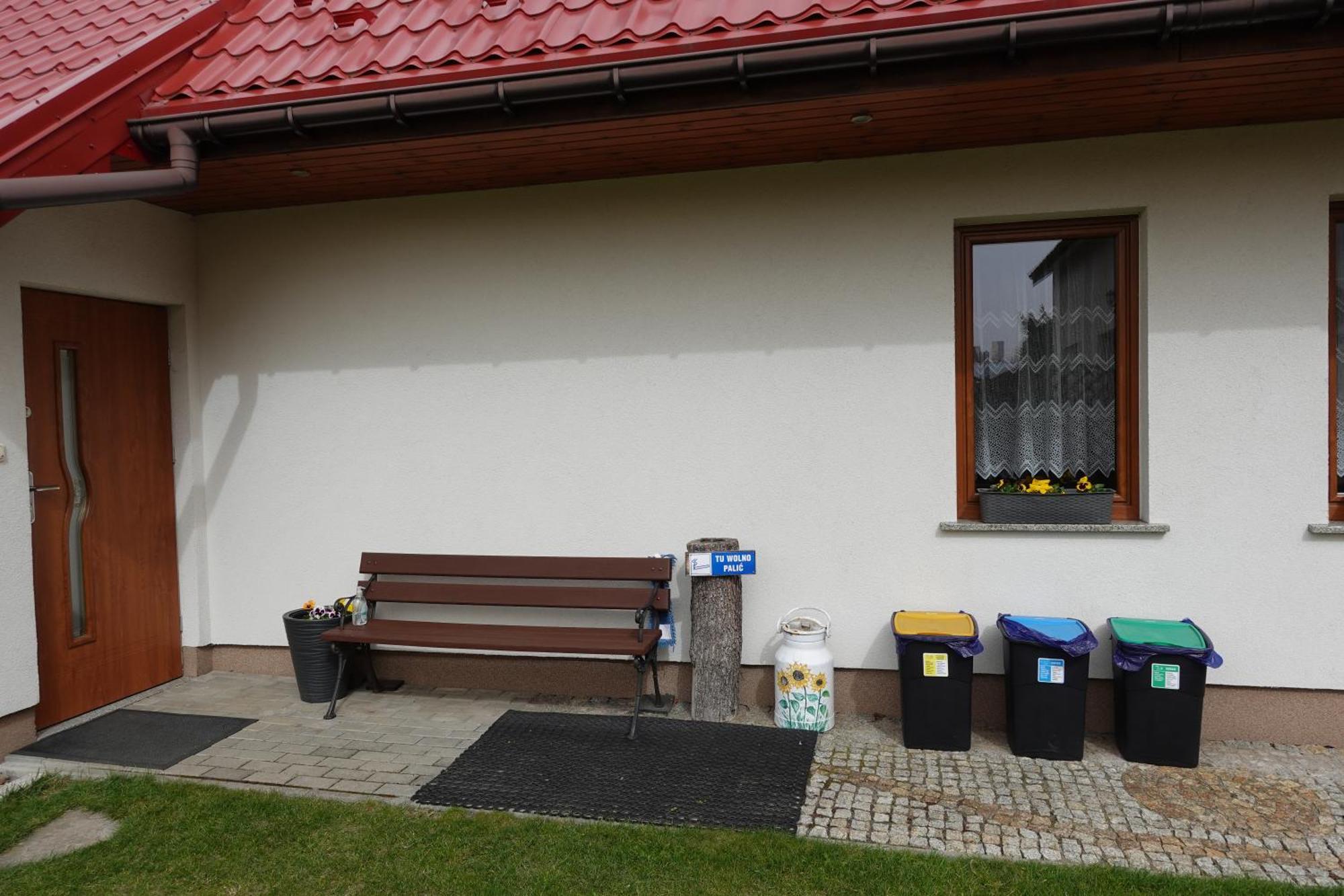 Mala Chatka Caloroczny Domek Krzeszow  Extérieur photo